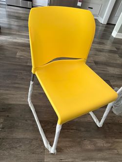 Flash Furniture Hercules 5-Pack Yellow Plastic Chairs