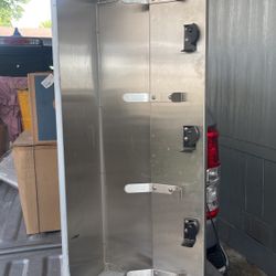 Maintenance utility rack