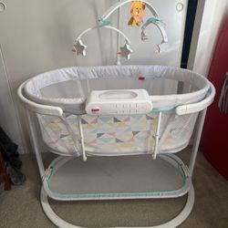 Fisher Price Bassinet
