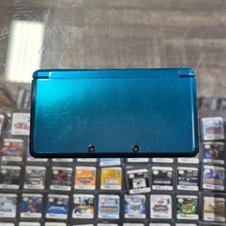 Aqua Blue Nintendo 3DS