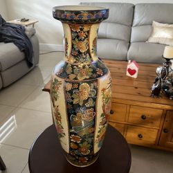 Vintage Asian Satsuma Style Base