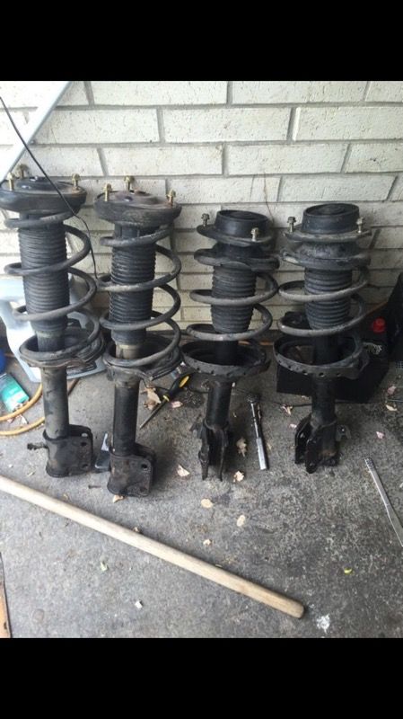 02-07 Subaru Impreza struts