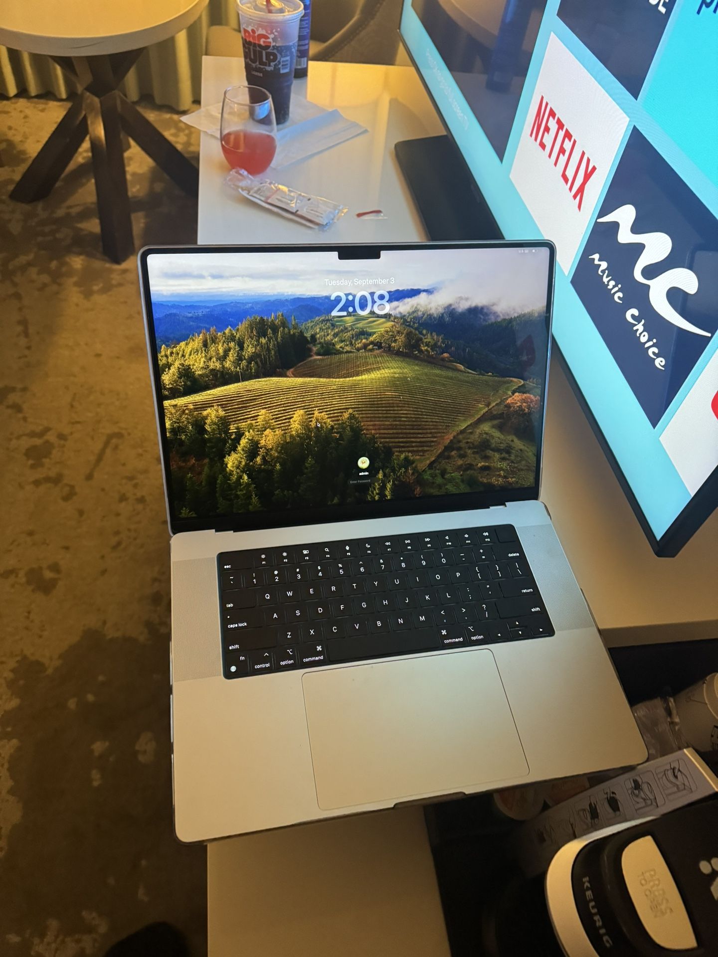 Apple MacBook Pro "M2 Max" 12 CPU/38 GPU 16" S