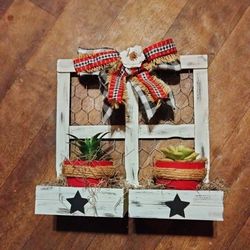 Farmhouse Wall or Shelf Decor