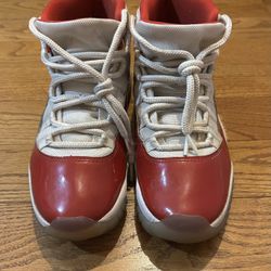 Jordan 11 Retro Cherry 2022 White Varsity Red Men's Size 8.5 With Box