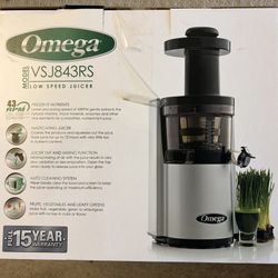 Omega Low Speed Juicer