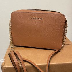 Michael Kors Crossbody Bag “NEW”
