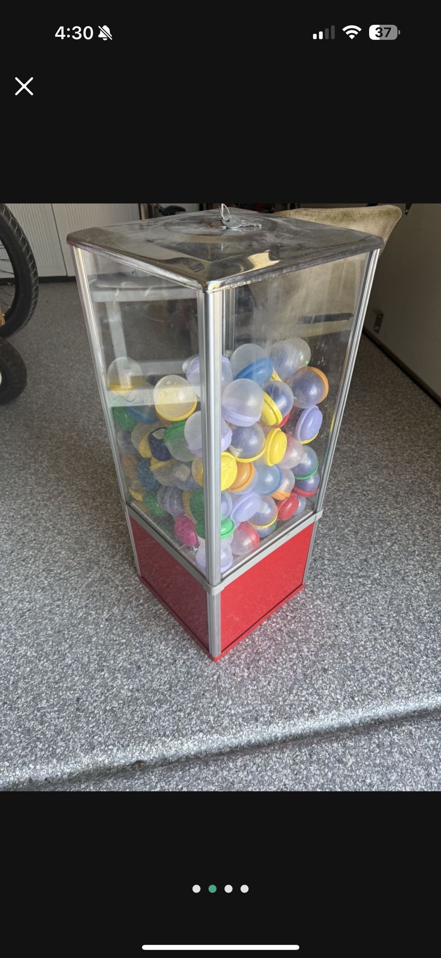 25" Tall Pro All-Metal Toy Capsule Vending Machine