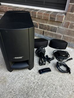 Tested and working Bose CineMate Series II Digital Home Theater System!  This system is in good used condition. Everything has been tested and functio