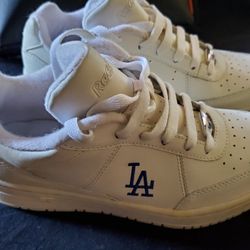 LA DODGER REEBOKS