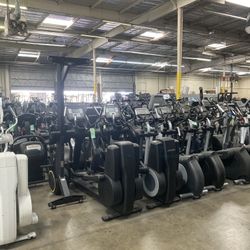 Life Fitness Elliptical Crosstrainer