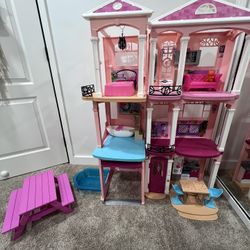 Barbie House 