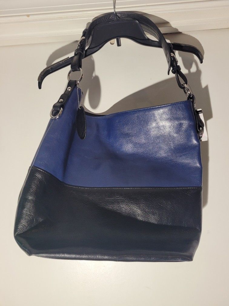 NWT Wilson Leather Purse 