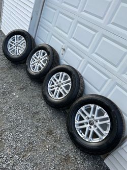 Toyota Tundra Oem 6x5.5 wheels rims tires