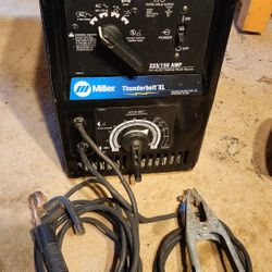 Miller Thunderbolt XL 225/150 AMP Welder