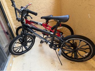 Moving sale: 2 bikes