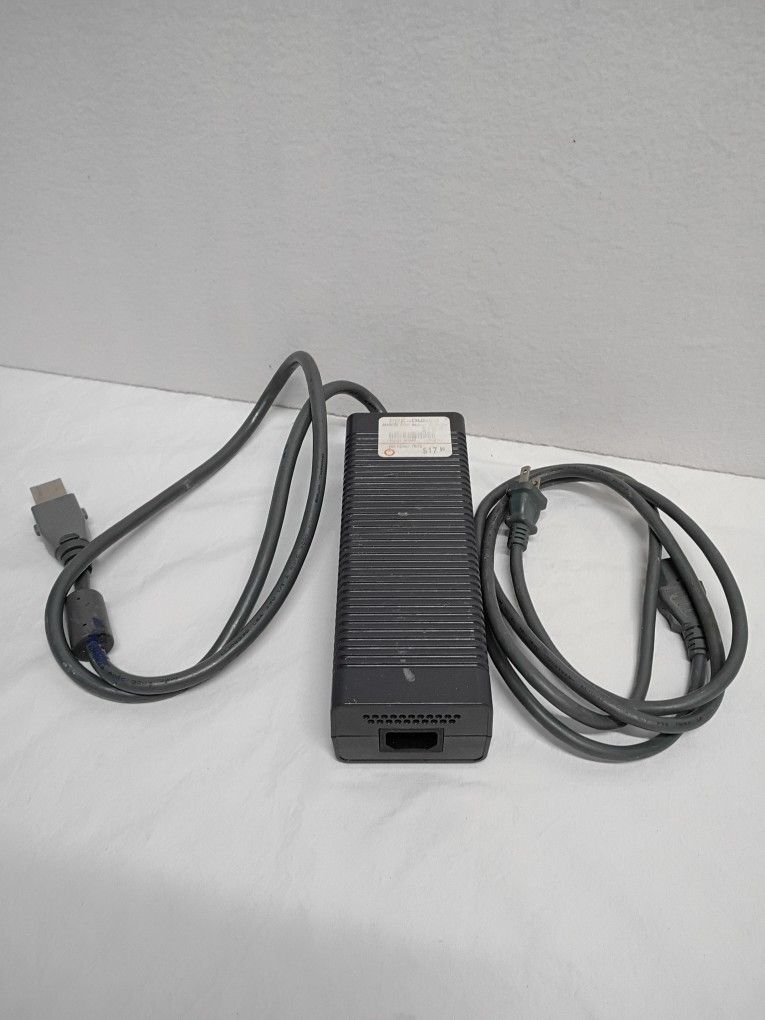 Microsoft AC Adapter HP-AW205EF3 XBOX360 Preowned