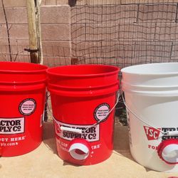 Automatic Chicken Food Feeder And Water Feeder 