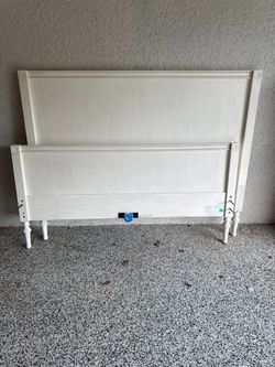 Restoration Restoration Queen bed with nightstand and dresser
