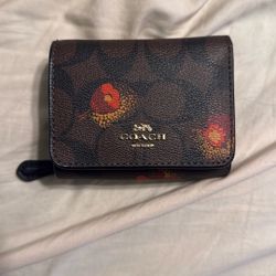 Coach Wallet *brand New *