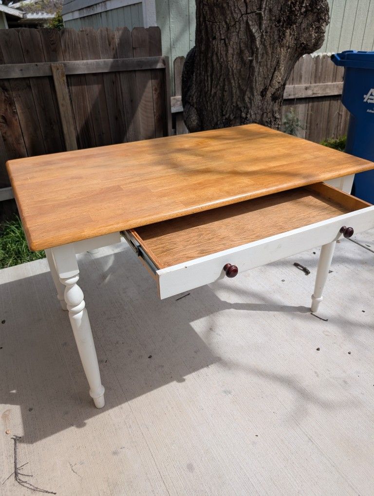 Small Dining Table/Desk