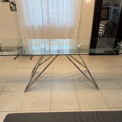 Dining Room Table 