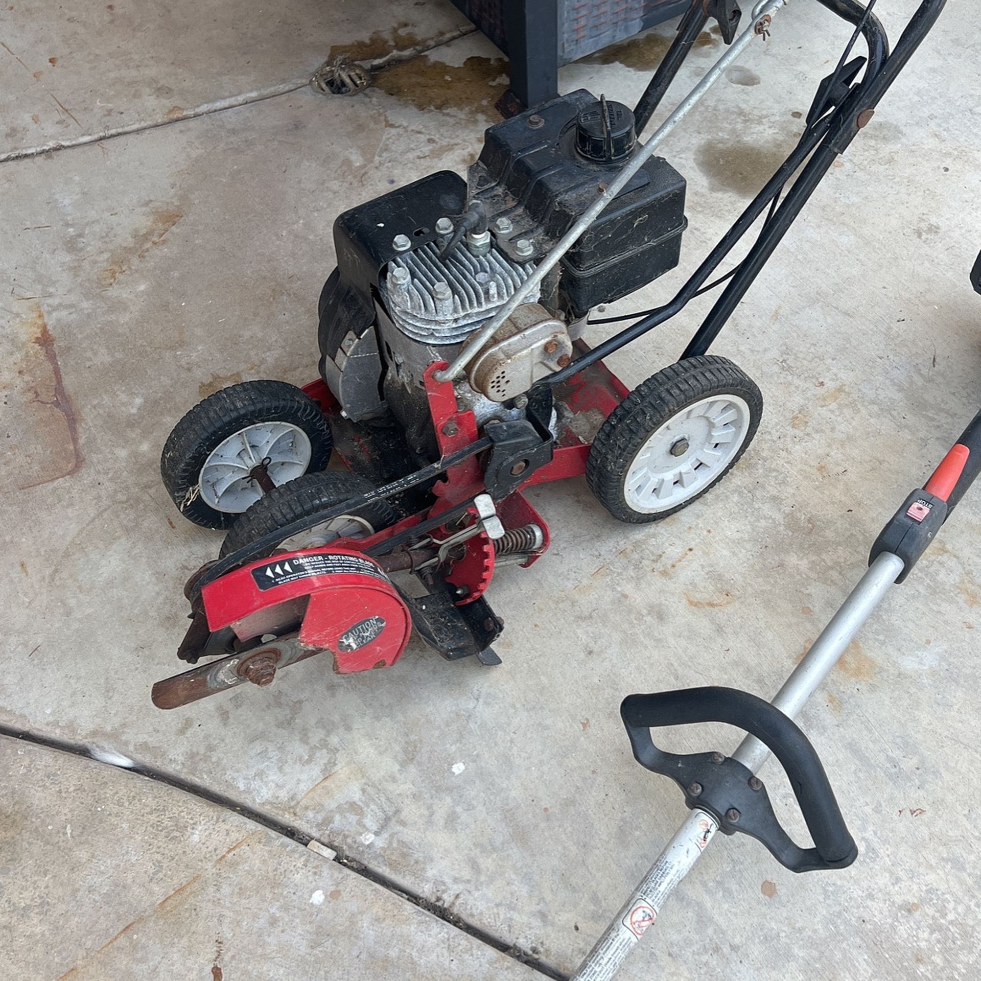 Yard Machine 3.5 Edger And 2 Stroke Echo Weed Eater