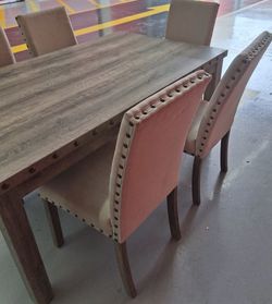 Dining/ Kitchen Set 🍽️ Same Day Availability 💰