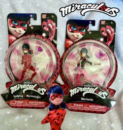 Vaulted Miraculous Ladybug Figures 