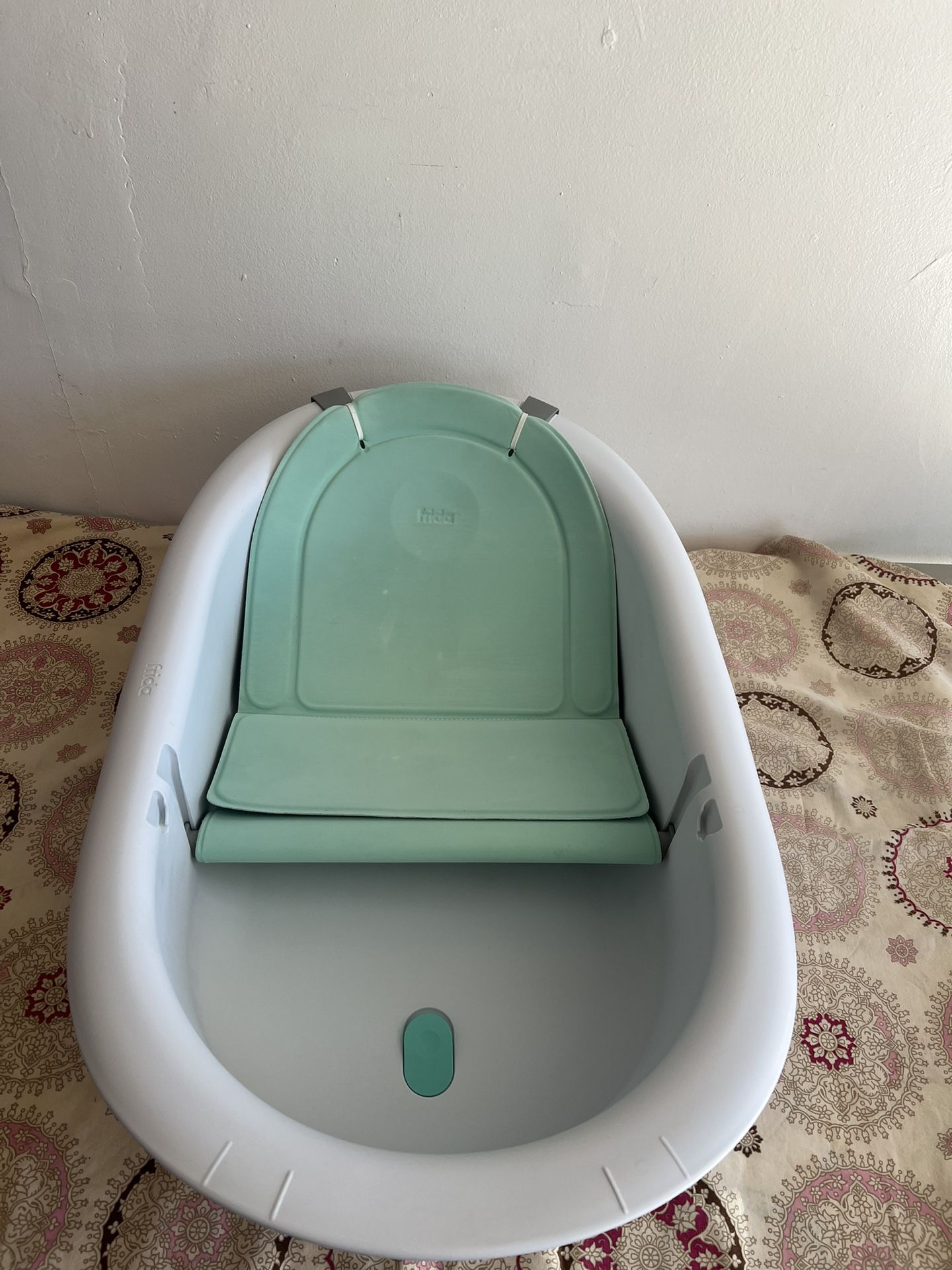 Bathtub