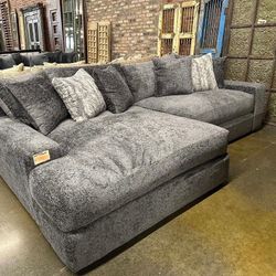 Chaise Sectional Sofa Oversized 