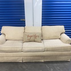 Comfortable Pull-out-bed Couch (free delivery)