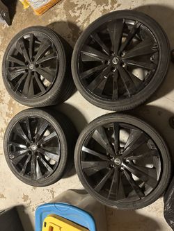 19 inch black oem nissan rims