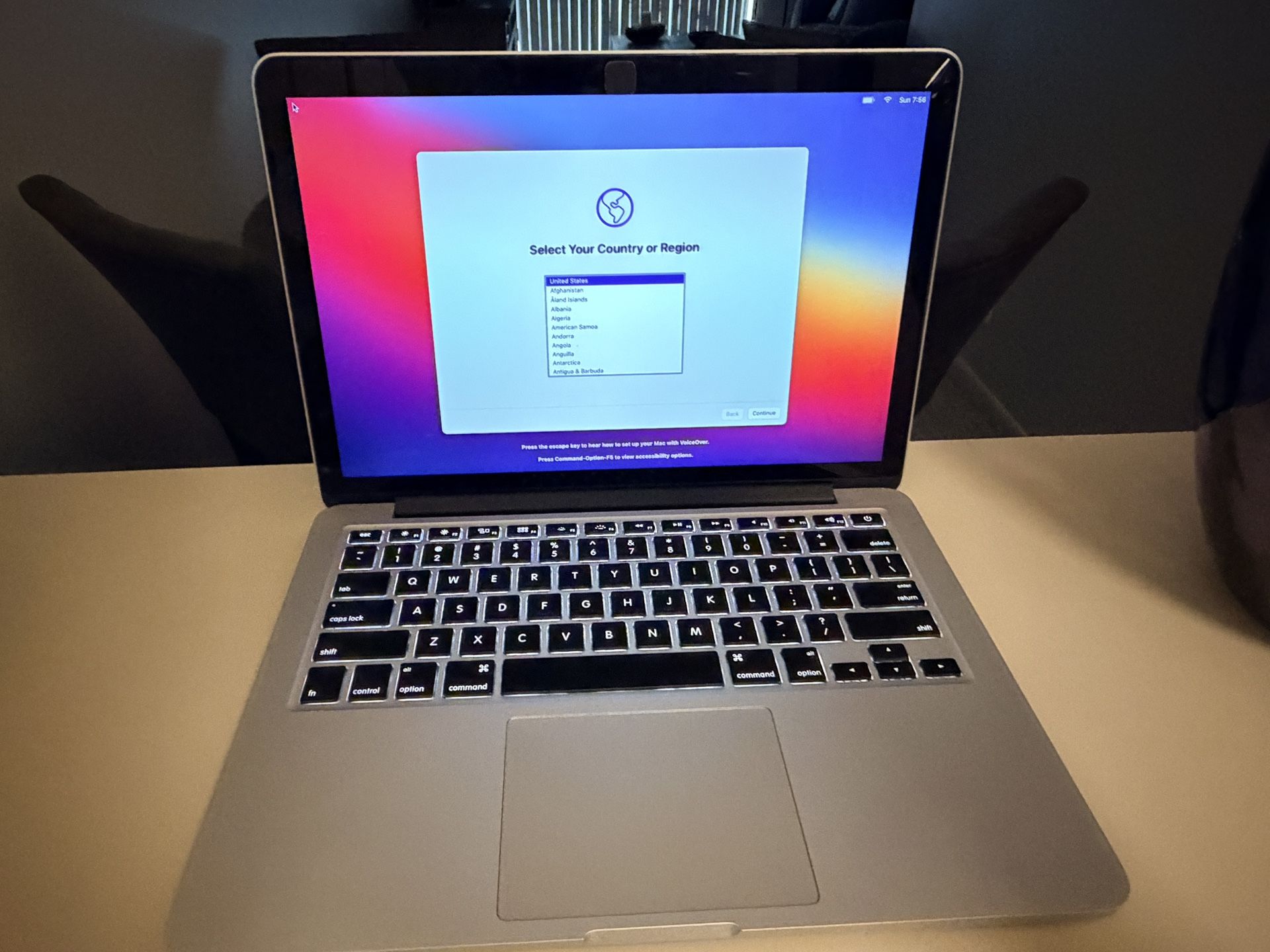 Apple MacBook Pro 13.5 Inch - Late 2013
