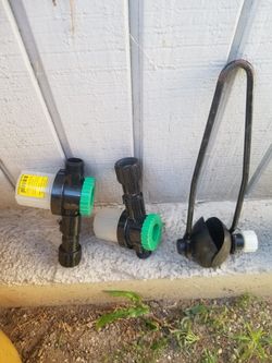 Salt away washing boat motor