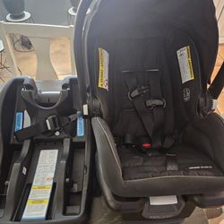 Graco Car Seat With Two Bases