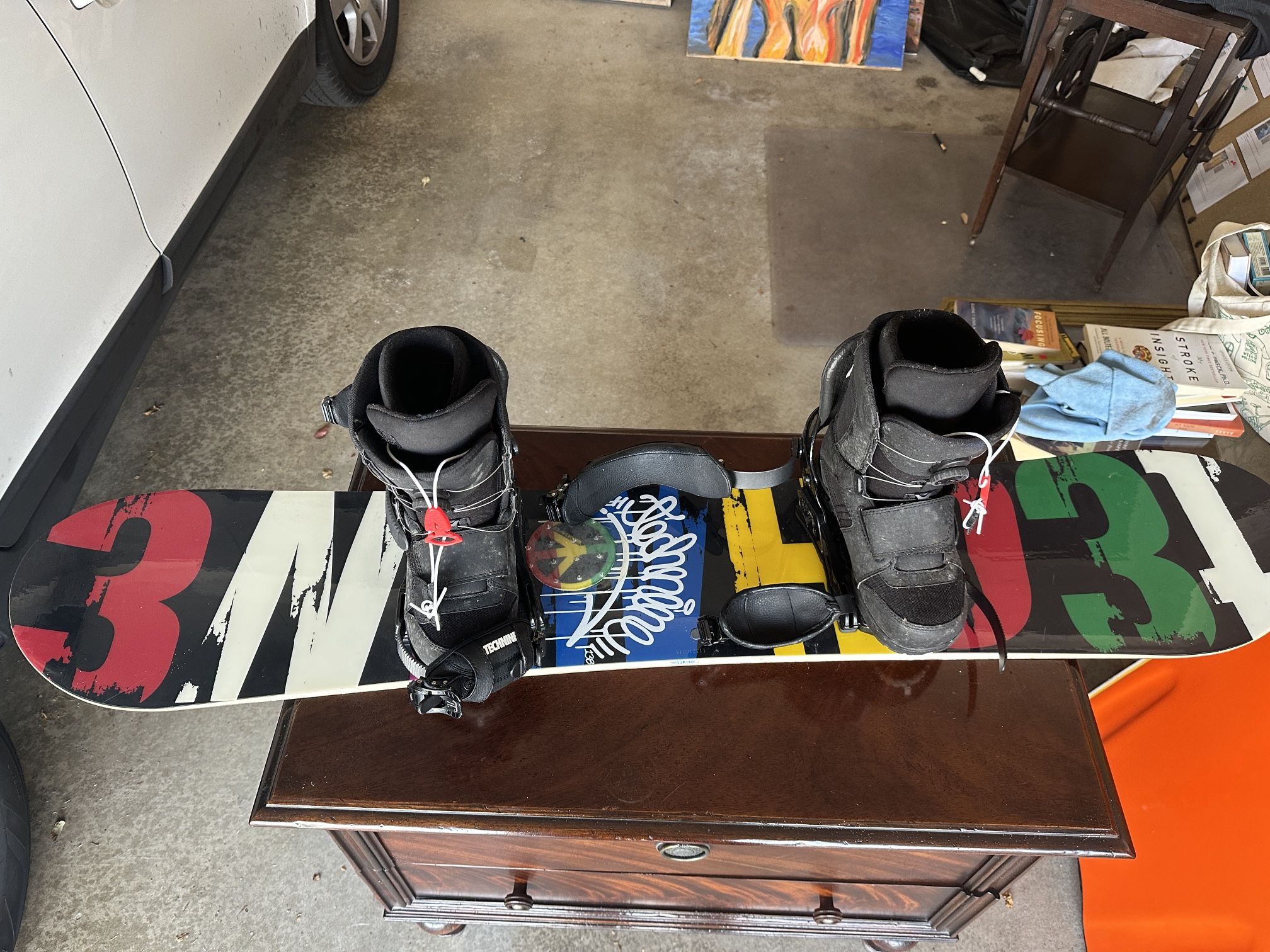 Technine Snowboard and bindings 113