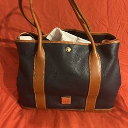 Dooney & Bourke