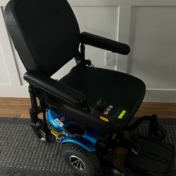 Power wheelchair