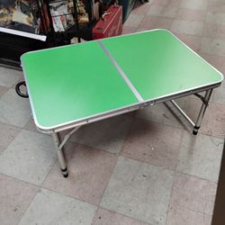 Foldable Table