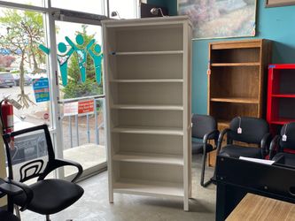 White 6 Tier Bookshelf with Overhang Lights