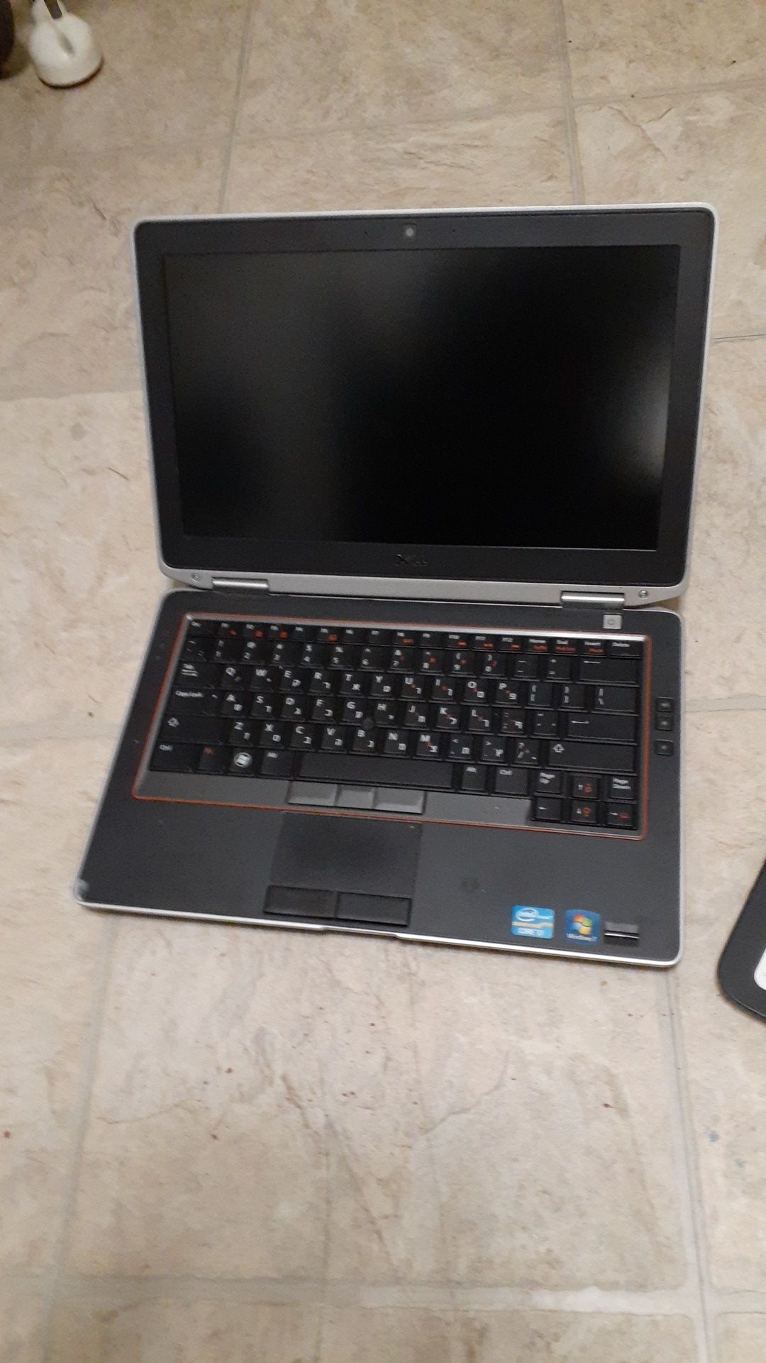 2 laptops Dell & hp