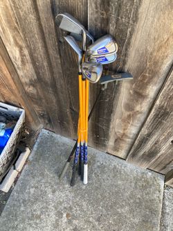 Some lh golf irons + putter