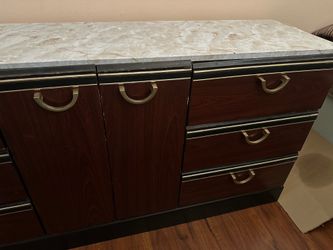 Cabinet with drawers