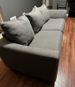 Rooms2go Couch and love seat