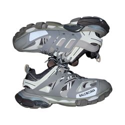 balenciaga track led