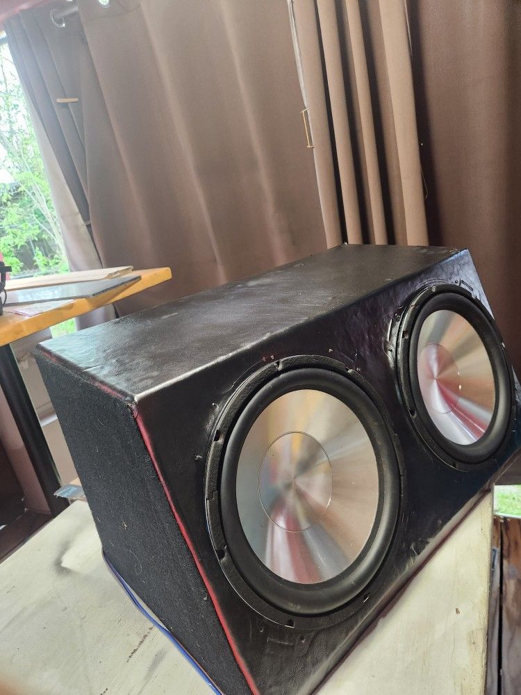 12 Qpower Subwoofers In Sealed Box Ready To Bass for Sale in Houston