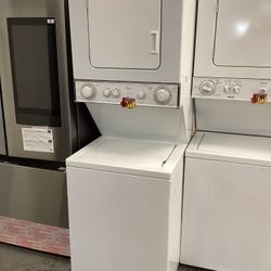 Whirlpool 24” Inch Wide Stackable Washer & Dryer Gas 