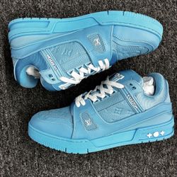 Louis Vuitton Men’s Sneakers Size 44/11 US USED ONCE