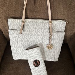 MK Bag & Wallet 